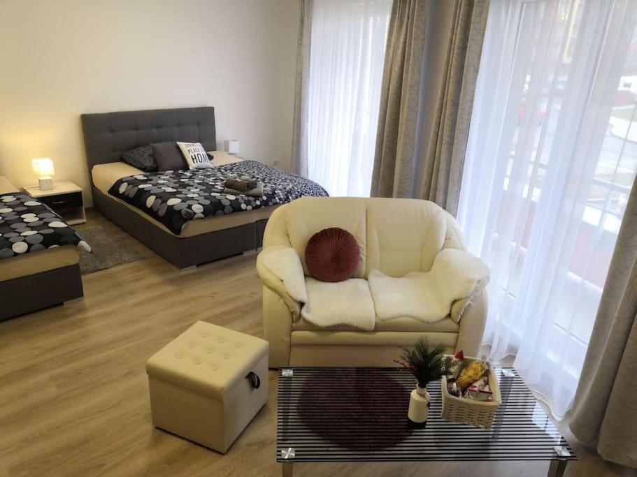 Apartman Praha Apartment ภายนอก รูปภาพ